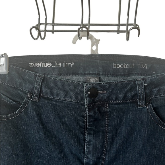 Avenue Black Boot Cut Pants - Picture 4 of 5